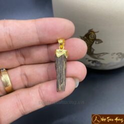 mặt dây chuyền trầm hương chìm nước bọc vàng DC109