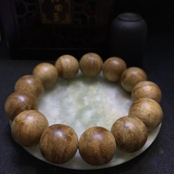 Vòng tay Trầm hương VN1003