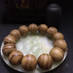 vòng Trầm Indonesia tự nhiên