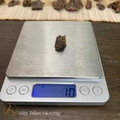 trầm hương chìm nước 21070922
