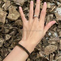 vòng tay trầm hương cho Nữ